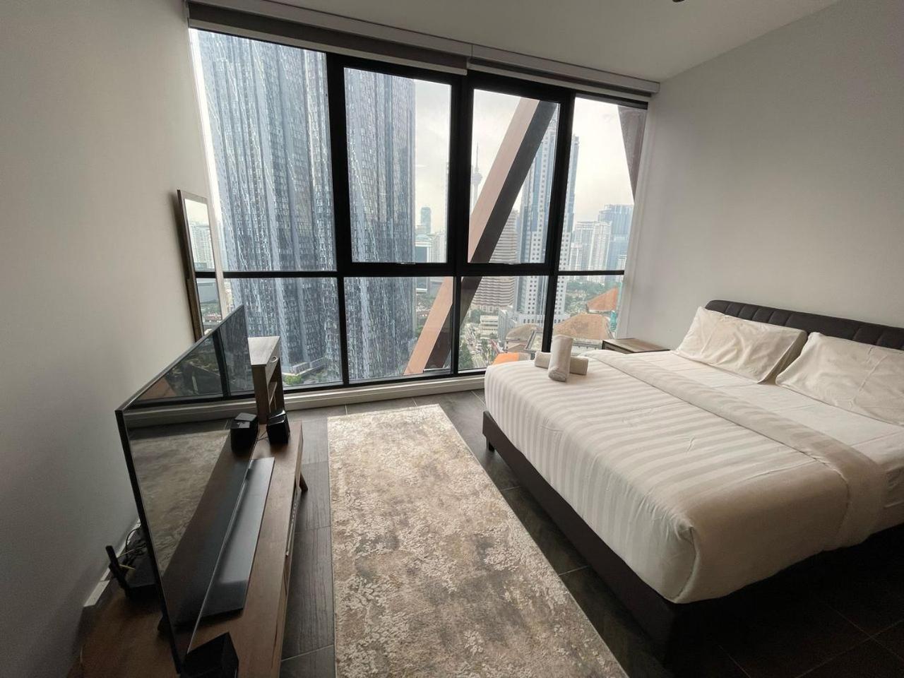 Scarletz Suites Twin Tower Klcc Kuala Lumpur By Okidoki Exterior foto